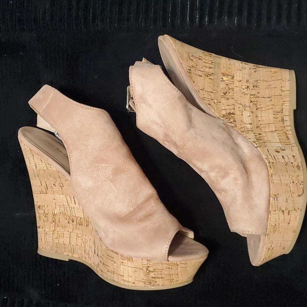 Size 9 , Spring shoes